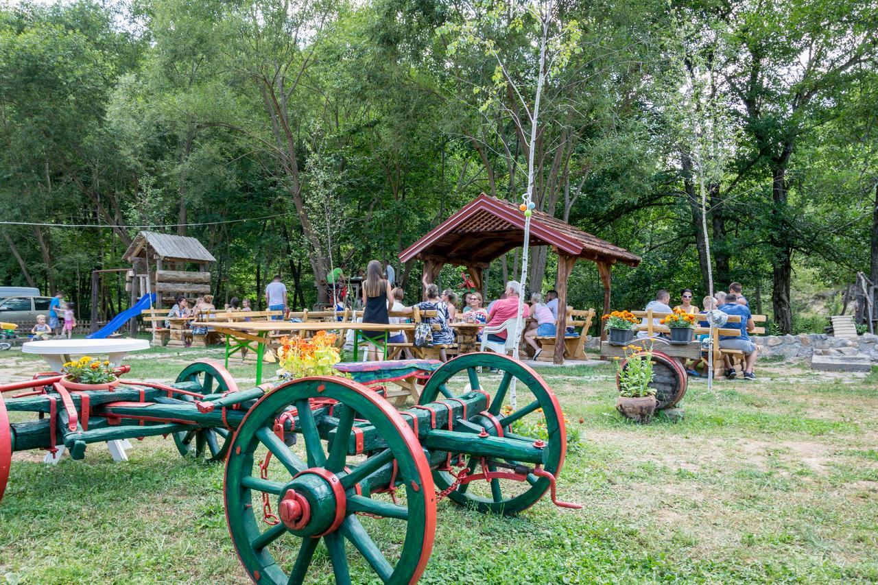 Seoski Turizam Zilicina Rogatica Exterior foto